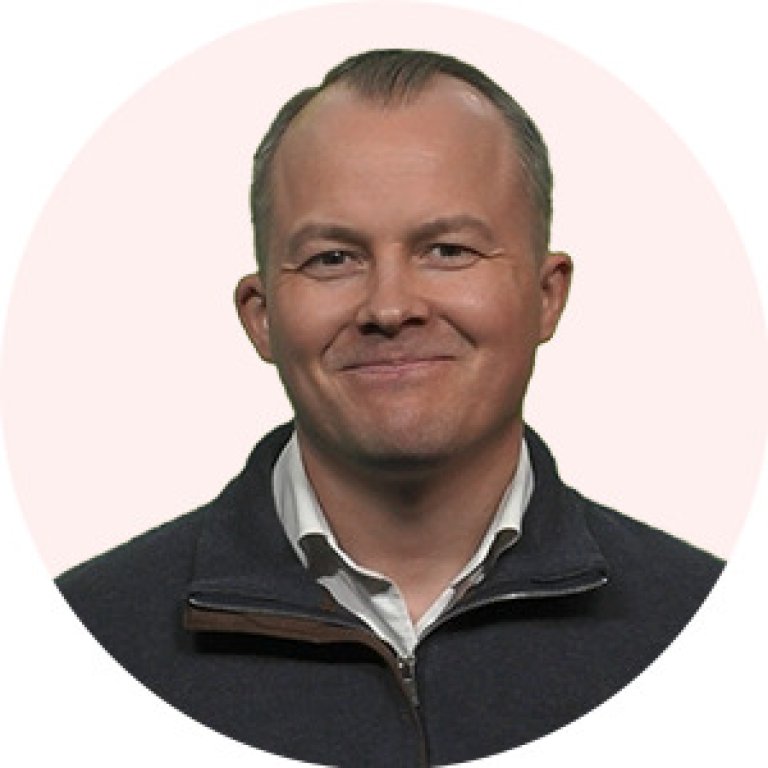 Portrett av rådgiver Jens Robert Mienna